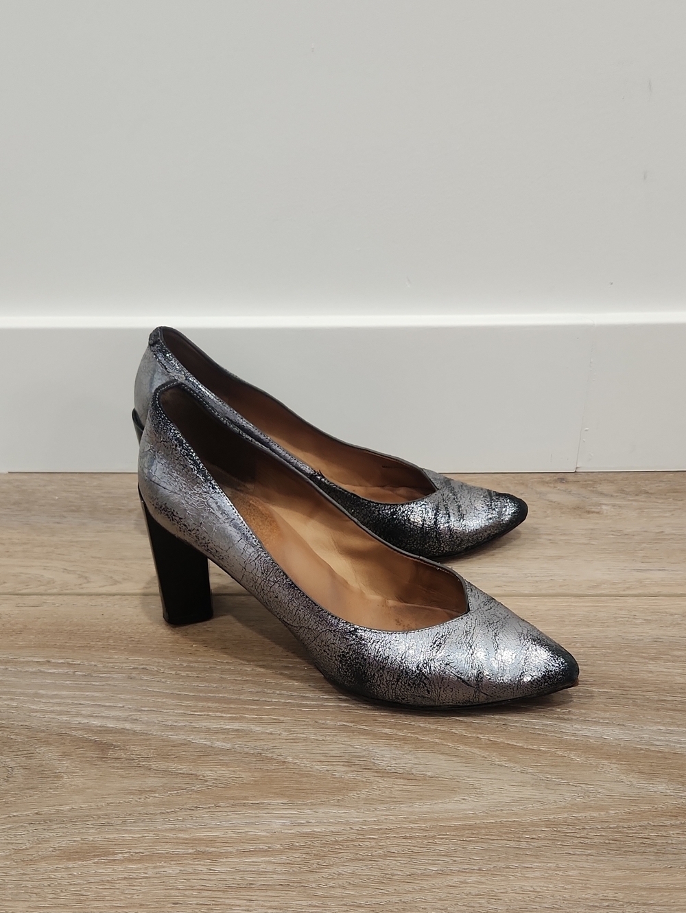 Marc By Marc Jacobs Metallic Silver Pointed Toe Block Heels Size EU 39
